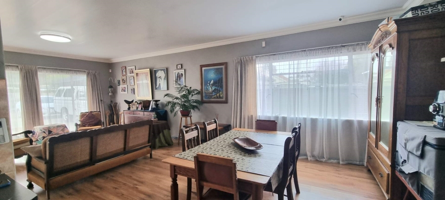 3 Bedroom Property for Sale in Langenhovenpark Free State